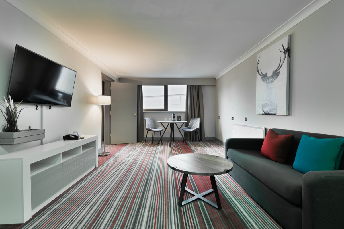 Suite lounge alternate view